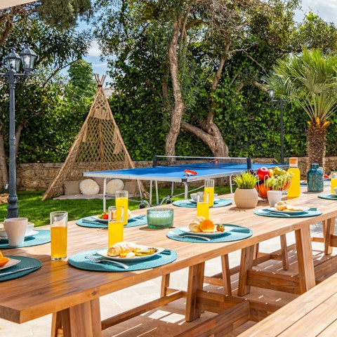 Start your day with breakfast in the sunny garden