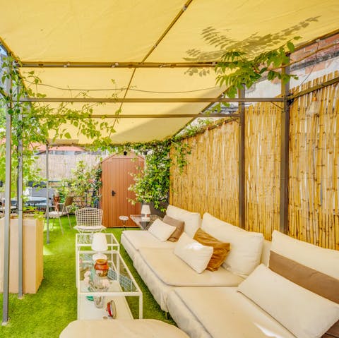 Relax in a garden paradise right in the middle of Paris
