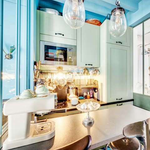 Enjoy a freshly brewed coffee at the breakfast bar