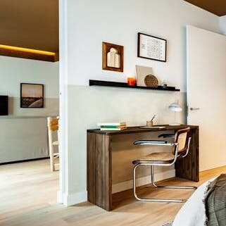 Catch up with your inbox at the stylish, dedicated workspace