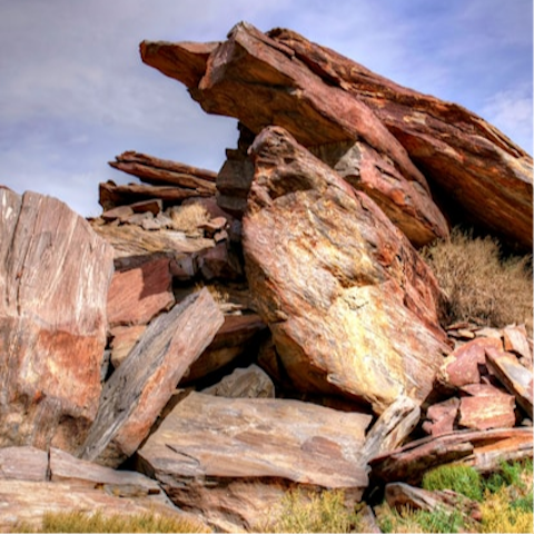 Plan a morning hike in the nearby San Jacinto Mountains