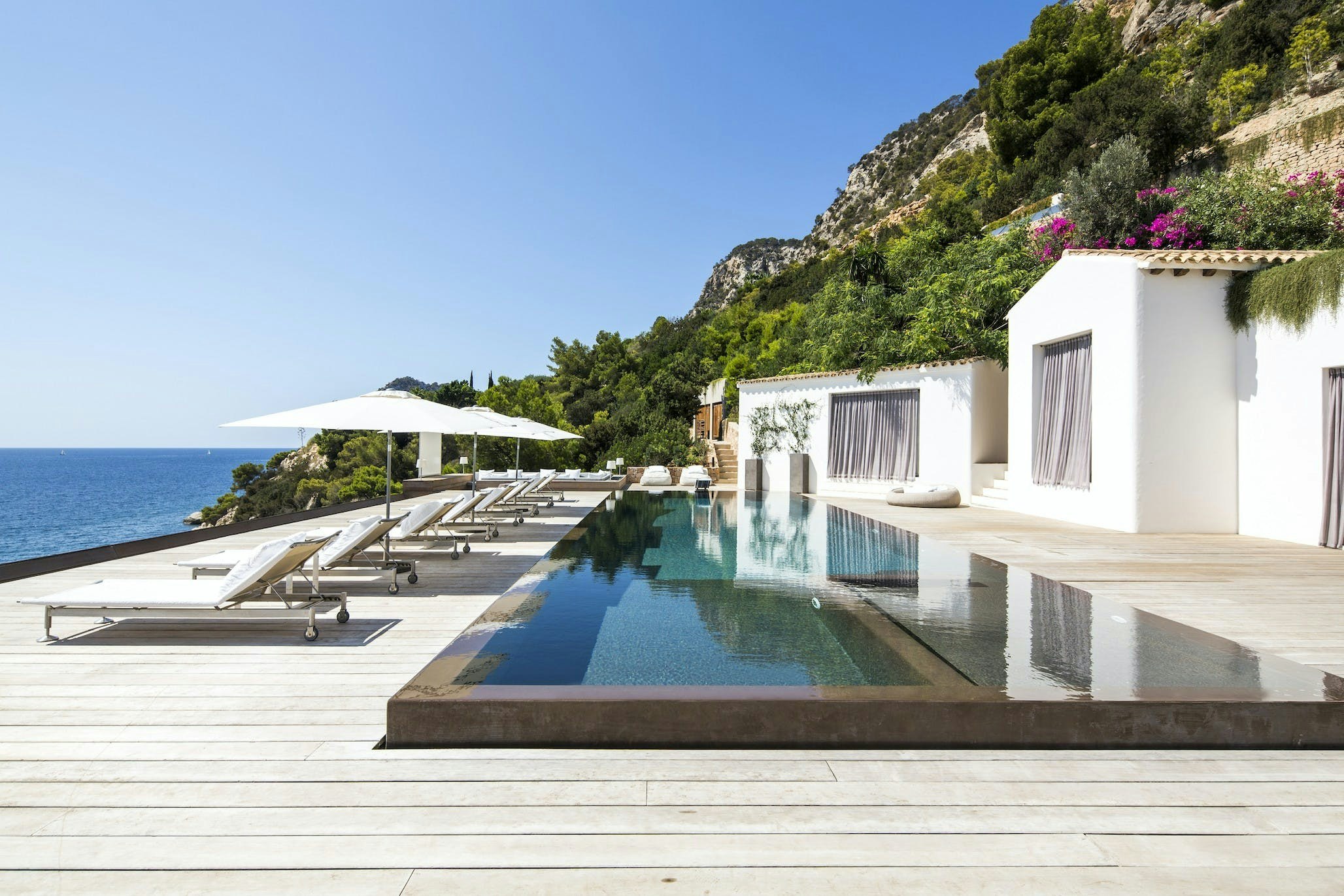 Cliffside Bliss