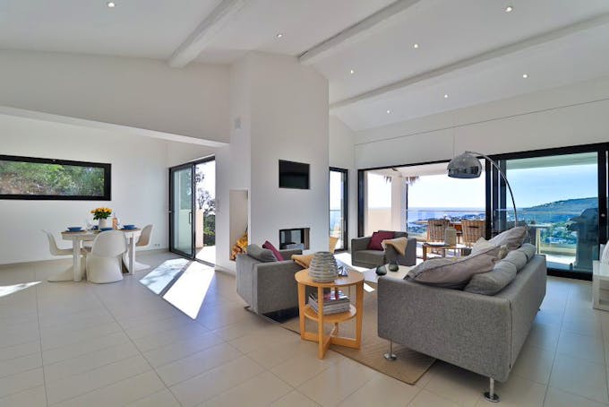 Riviera Hillside