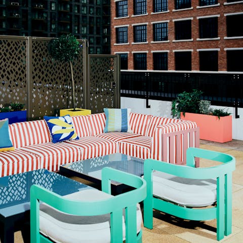 Enjoy the sunshine on the shared roof terrace