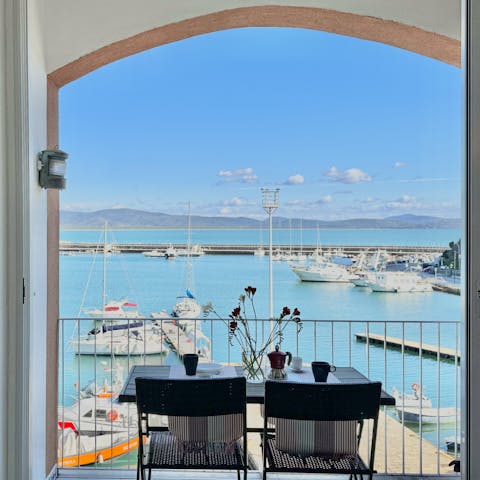 Fall in love with the waterfront views
