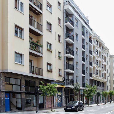 Wander through the beautiful streets and discover the popular pintxo bars