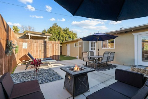 Gather round the fire pit as the California sun goes down