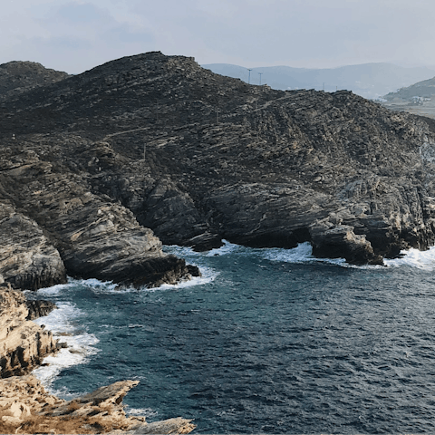 Feel inspired by the natural beauty of Paros from this home in Chrisi Akti