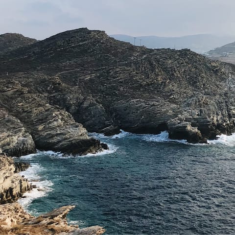 Feel inspired by the natural beauty of Paros from this home in Chrisi Akti