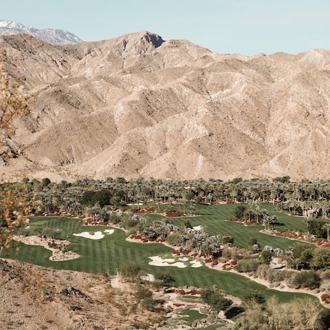 Stay just a ten-minute drive from the heart of Palm Springs and its many golf courses – there are approximately 130 courses in the area