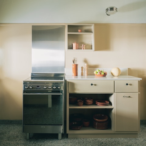 Cook up a hearty breakfast in the 50s-style kitchen