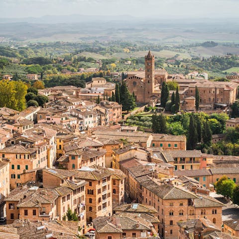 Explore stunning Tuscany, including Reggello, 2 kilometres away