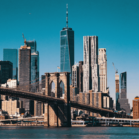 Take a twenty-minute cab to the Brooklyn Bridge