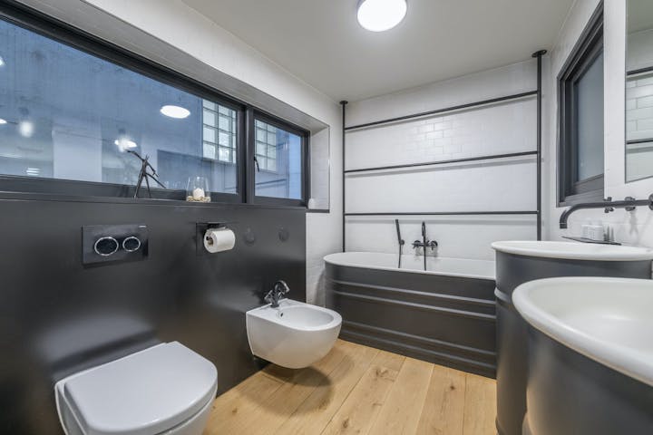 Bathroom photo