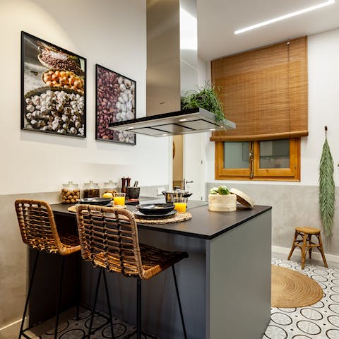 Cook up a storm in the fully loaded kitchen – perfect for longer stays