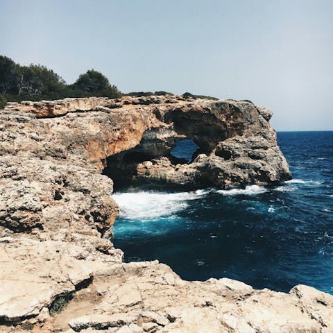 Discover the island's beaches, half an hour away by car