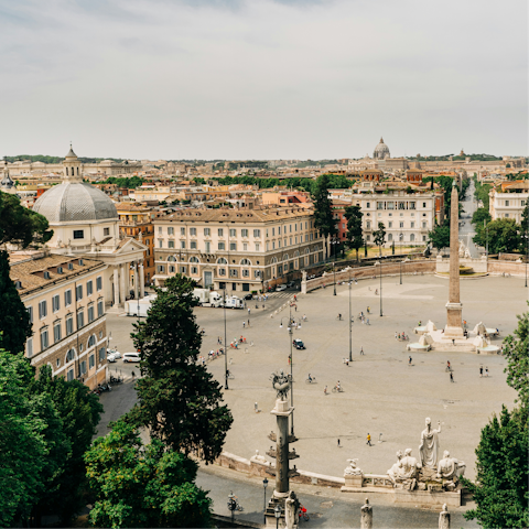 Stay within walking distance of sights like Piazza del Popolo