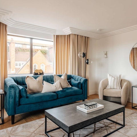 Unwind in the light-filled living space after a busy day of city adventures