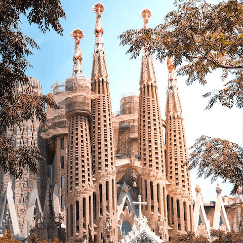 Visit Barcelona's emblematic Sagrada Familia