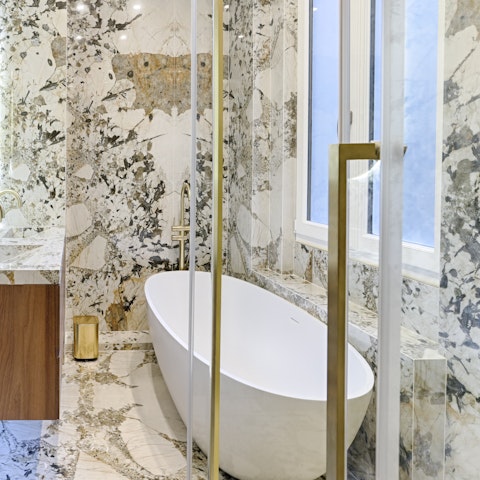 Finish the day with a long soak in the freestanding bath