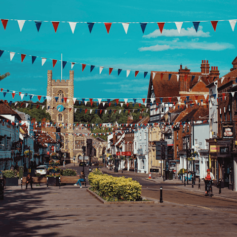 Embrace classic English charm in Henley-on-Thames