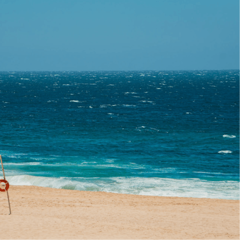 Make the most of sunny days by driving to El Medano Beach, minutes away