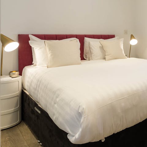 Have a good night's rest in the luxuriously plush bed