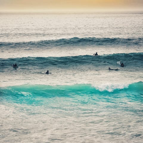 Join the dawn patrol and paddle out into the surf at Bude beach, approximately 5 miles away