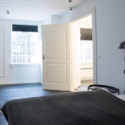 Enjoy an unbroken night's sleep in the tranquil bedrooms – they're well sheltered from noise despite the central location