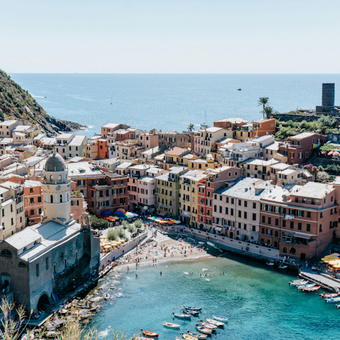 Explore the picturesque towns of the Cinque Terre, a short drive away