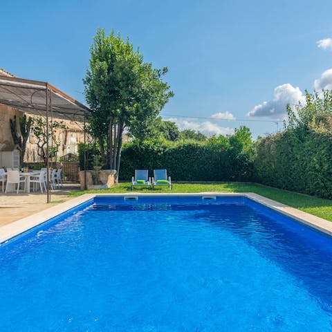 This home is located in a quiet village, but it's close to beaches and restaurants.