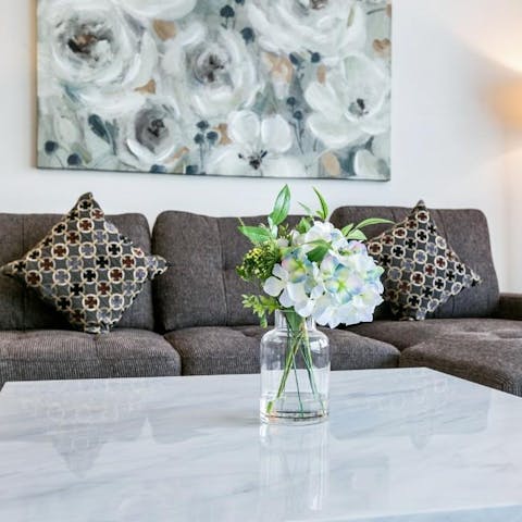 Take advantage of the comfortable living area, a perfect place to relax after a day of exploring