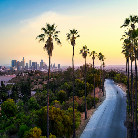 Stay within easy reach of the glitz, glamour, and golden sands of  Los Angeles