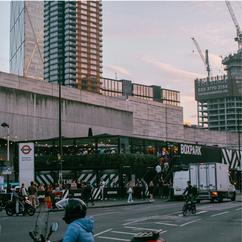 Stay a short walk away from vibrant Shoreditch