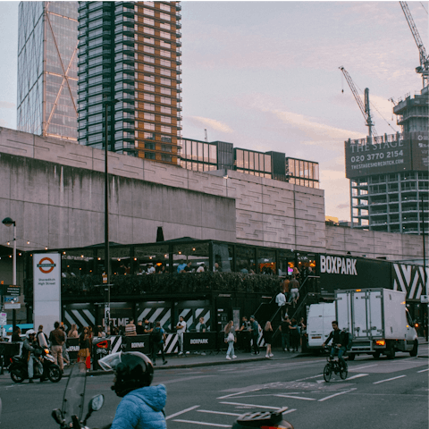 Stay a short walk away from vibrant Shoreditch