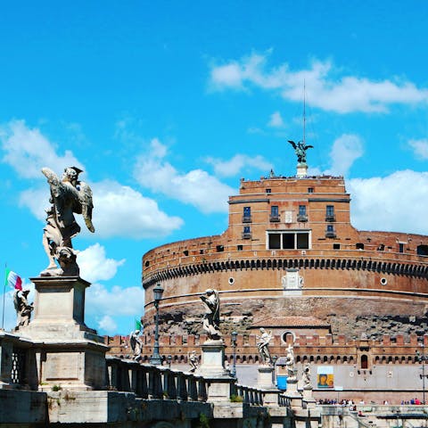 Stroll to Rome's iconic sights like Castel Sant'Angelo