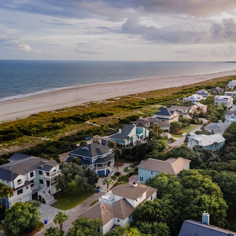 Stay on Charleston's coastline in Isle of Palms