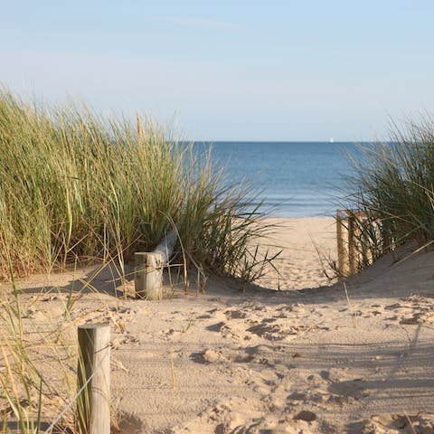 Drive to the Snettisham Beach in under forty-five minutes