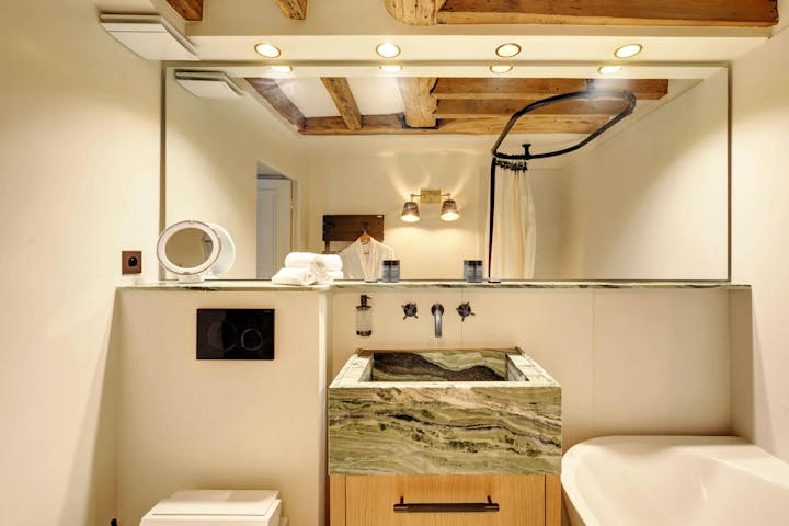 Bathroom photo