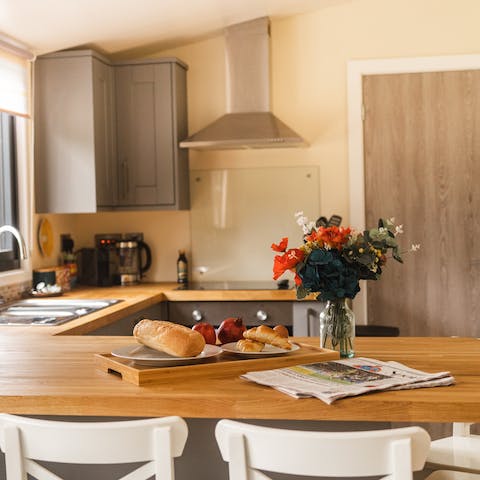 Grab a seat at the breakfast bar and sample fresh ingredients from the local farm shop