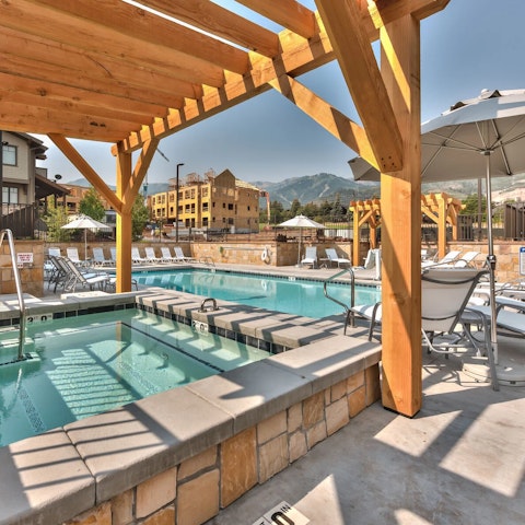 Soak up the canyon vistas from the shared hot tub and pool