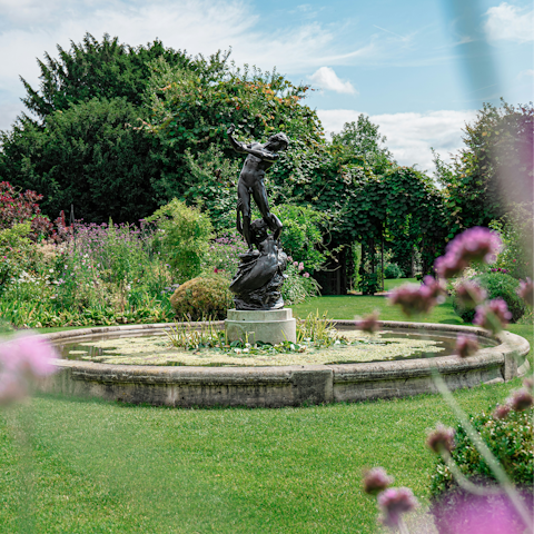 Wander through Fitzrovia towards Regent's Park