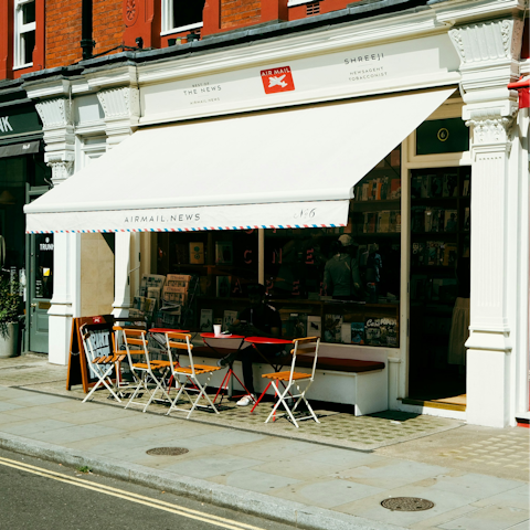 Stroll into Marylebone for an afternoon coffee stop
