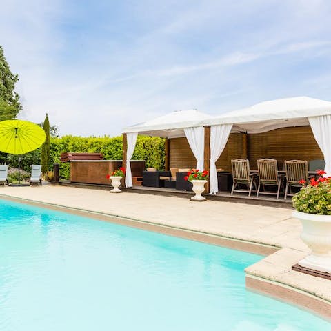 Step straight from the shaded lounge into the swimming pool