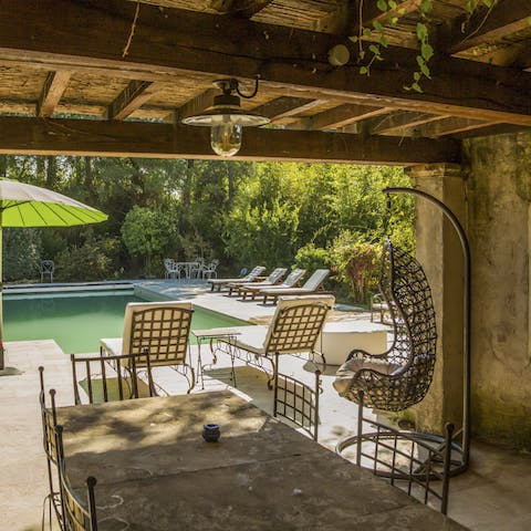 Snack on cheese under the pool terrace from the local fromagerie in Saint Rémy de Provence (2km away)