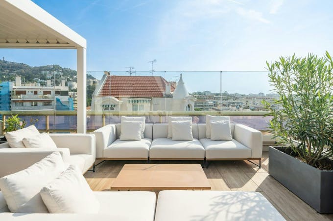 Cannes Vistas