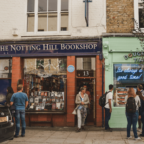 Step outside and explore the iconic sights of Notting Hill