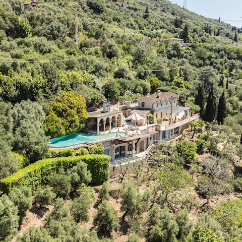 Enjoy complete privacy, with breathtaking views