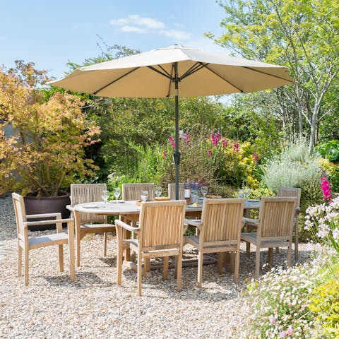 Serve up a Ploughman's lunch and dine around the picnic table with the family