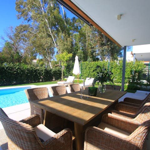 End the day with a sumptuous home-cooked dinner on the terrace